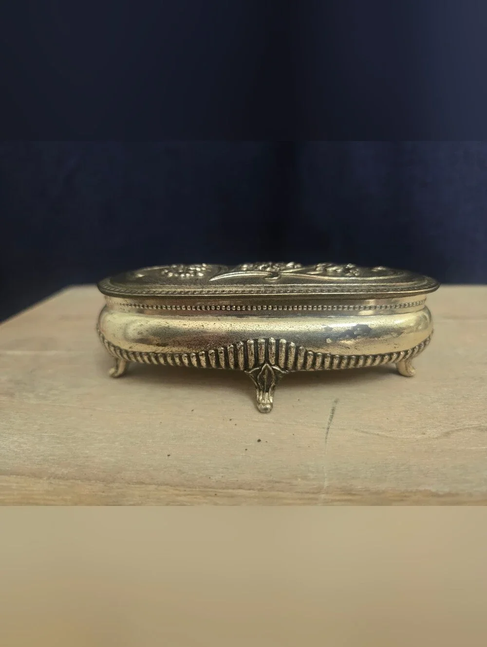 Vintage Ornate Footed Silver Plate Floral Trinket Box w/ Red Felt Interior Bin W